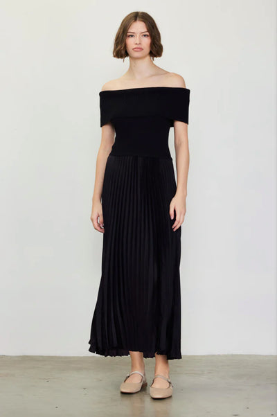 Bernie off shoulder pleated dress in black