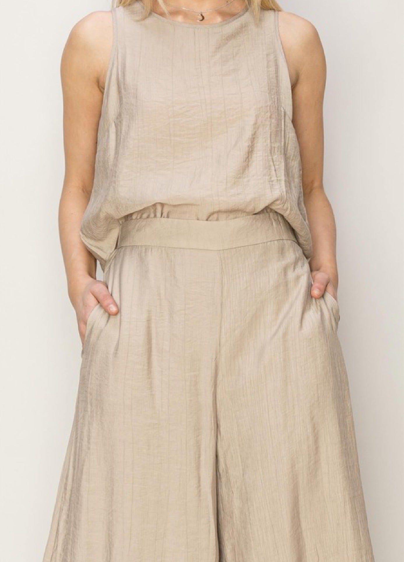 Willow two piece set in beige