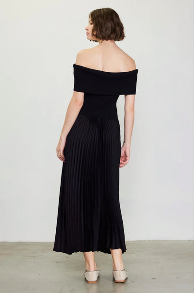 Bernie off shoulder pleated dress in black