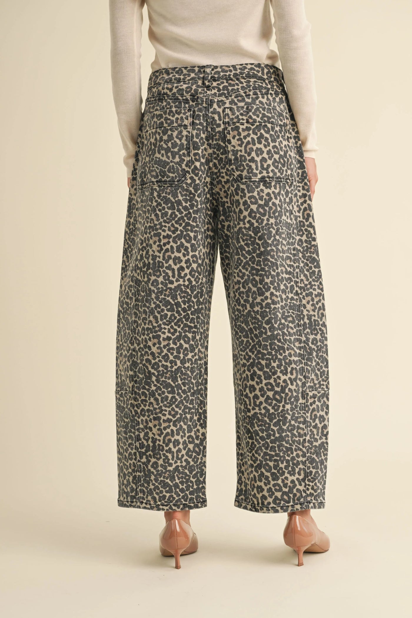 Leopard print barrel jeans