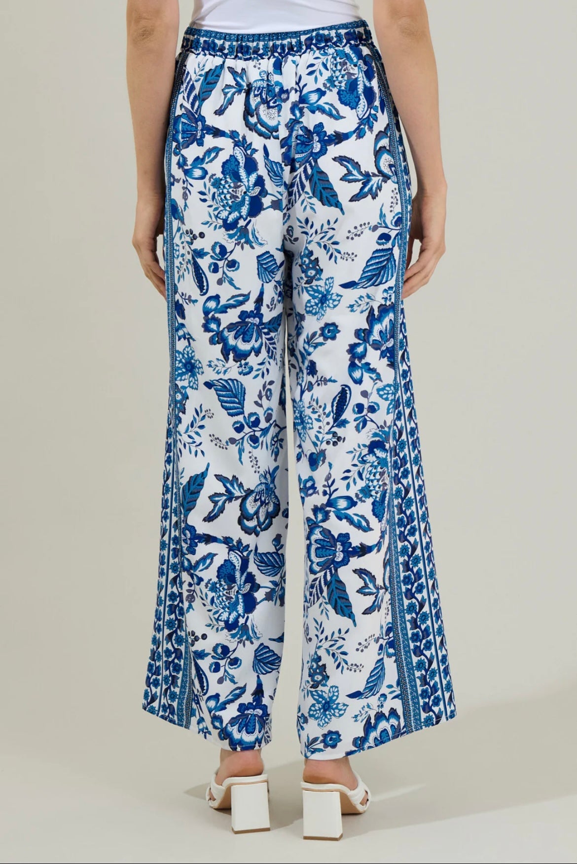 Santorini print pant set