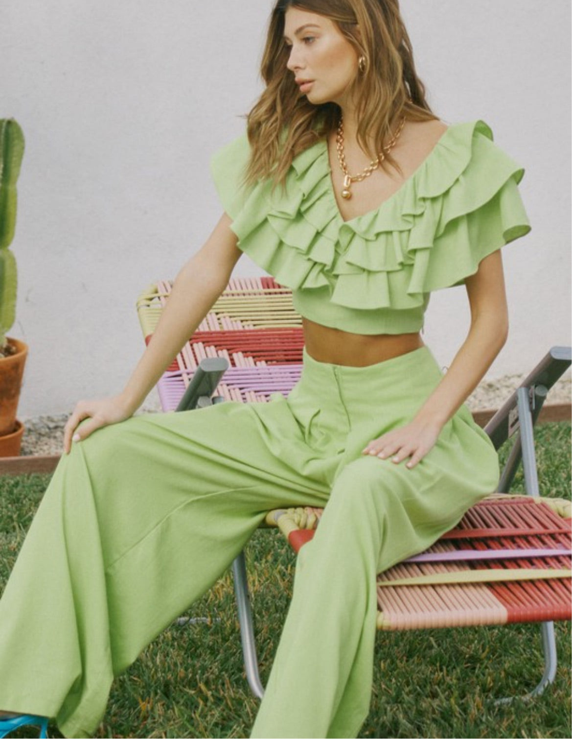 Cali ruffle lime top