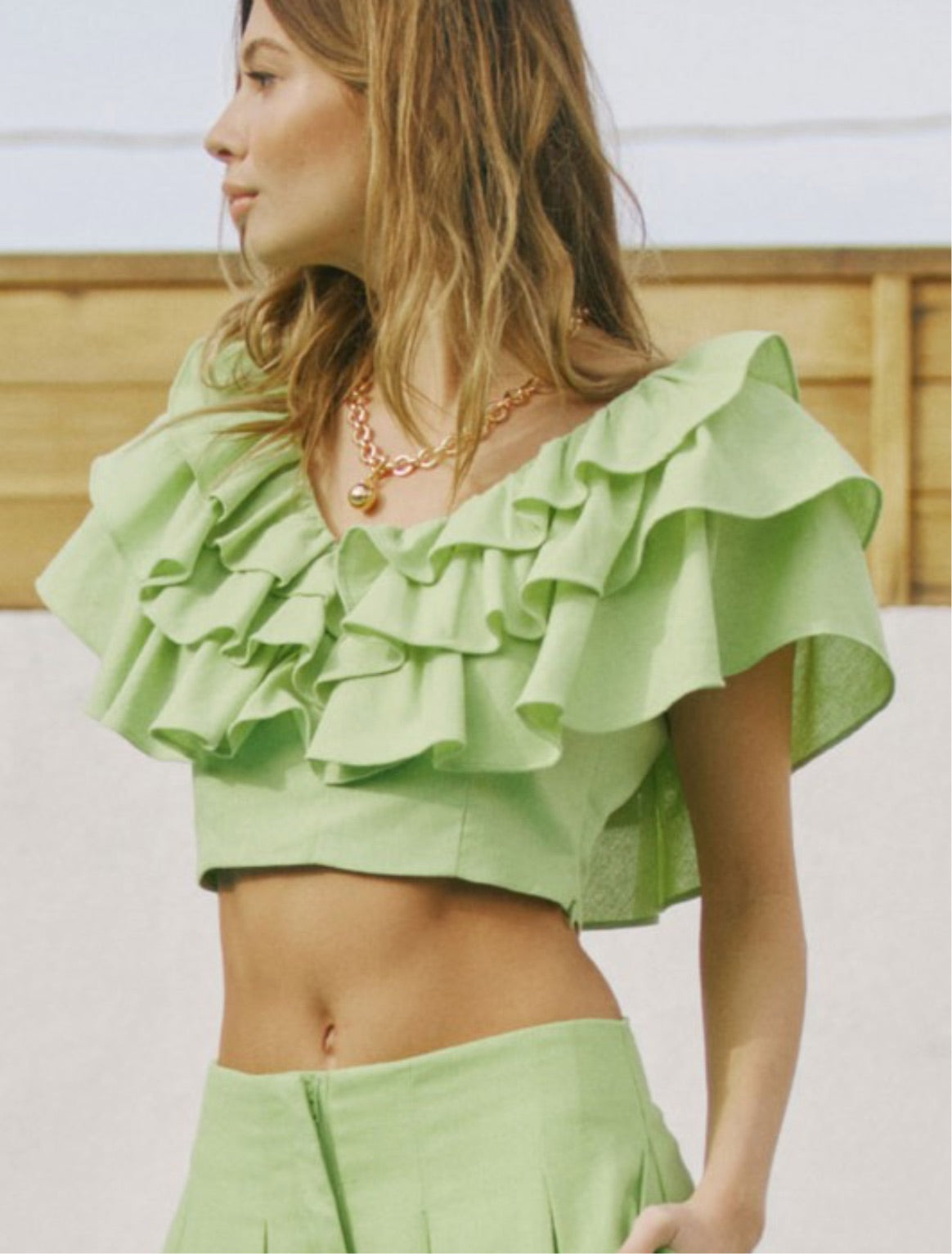 Cali ruffle lime top